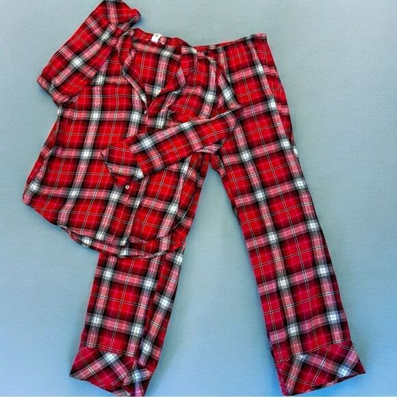 Victoria’s Secret Red Plaid Flannel Pajama Set Size Large - Picture 2 of 13